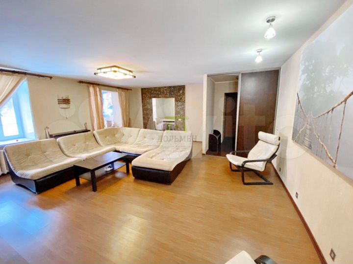 3-к. квартира, 95 м², 1/10 эт.