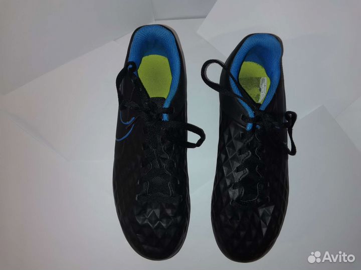Футбольные бутсы nike детские 36 размер