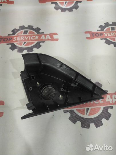 Уголок двери внутренний передний левый Mitsubishi