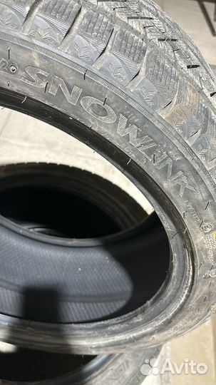 Triangle PL02 255/40 R18