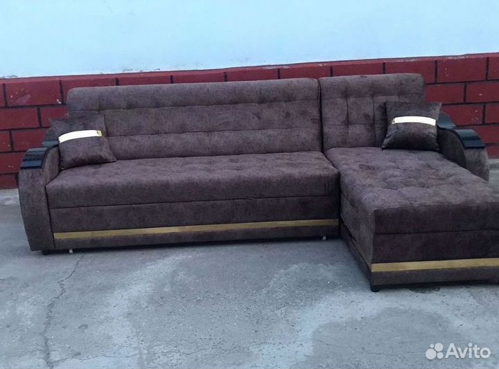 Угловой диван раскладной в наличии не б/у