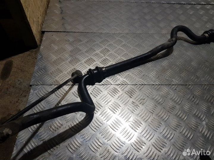 Стабилизатор поперечной устойчивости перед