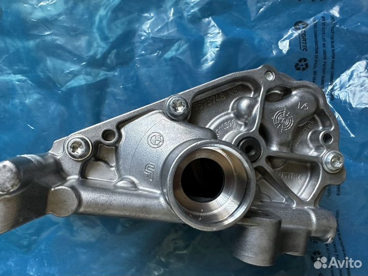 Масляный насос BMW иотор N52 новый