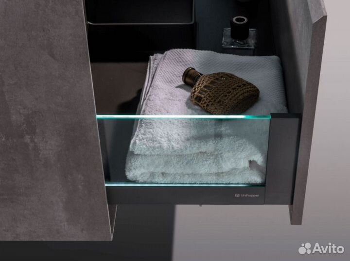 Комплект мебели для ванной Black&White Universe 9