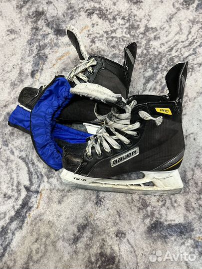 Коньки Bauer supreme