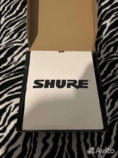 Студийные наушники Shure SRH-440