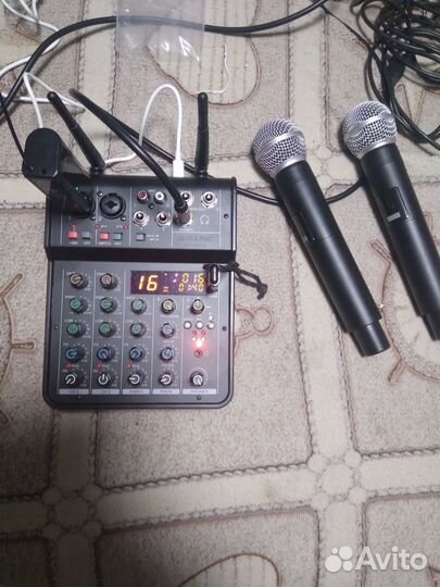 Пульт микщерный Супер два микрафона в клмплект