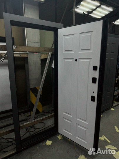 Дверь входная металлическая с установкой
