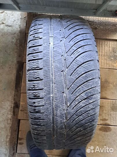 Michelin Pilot Alpin PA3 235/45 R17 97V