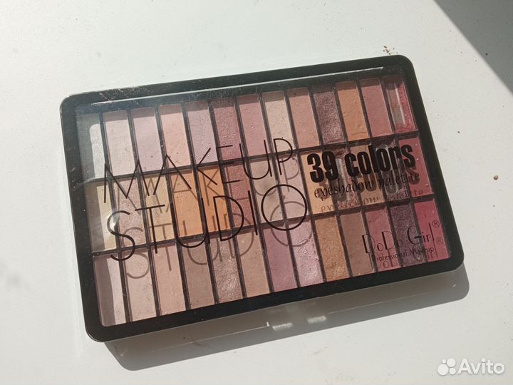 Тени для век