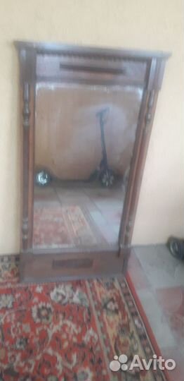 Зеркало настенное старинное дубовое