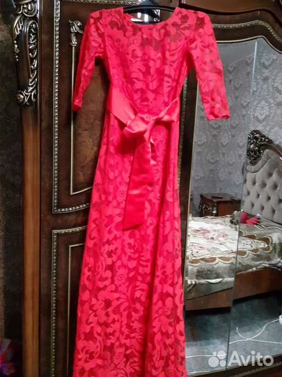 Вечернее платье