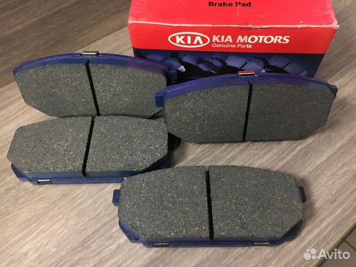 Тормозные колодки mobis 58302-3EE00 sorento 02