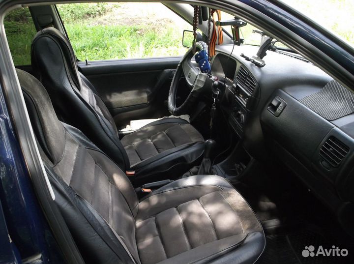 Volkswagen Golf 1.4 МТ, 1993, 300 000 км