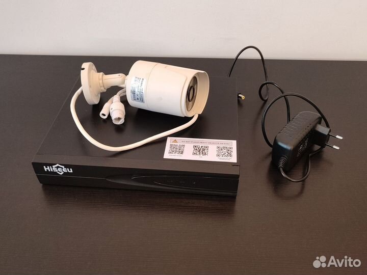 Сетевой видеорегистратор Hiseeu + 4Мп IP-камера