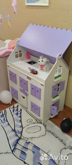 Домик кукольный