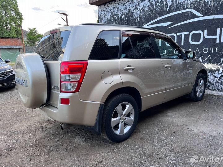 Suzuki Grand Vitara 2.4 AT, 2010, 245 979 км