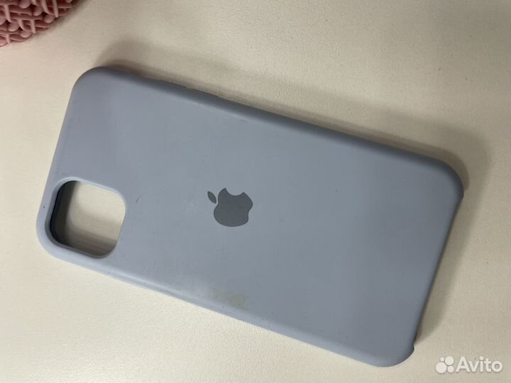 Чехол на iPhone 11