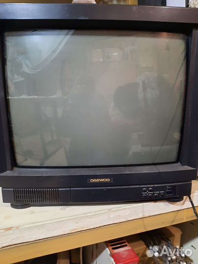 Телевизор б/у