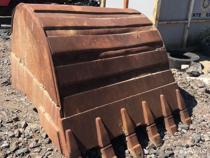 Ковш от Komatsu PC290-8