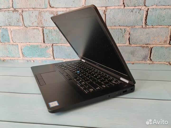 Ноутбук Dell i7-6gen/ 16gb/ SSD 256gb