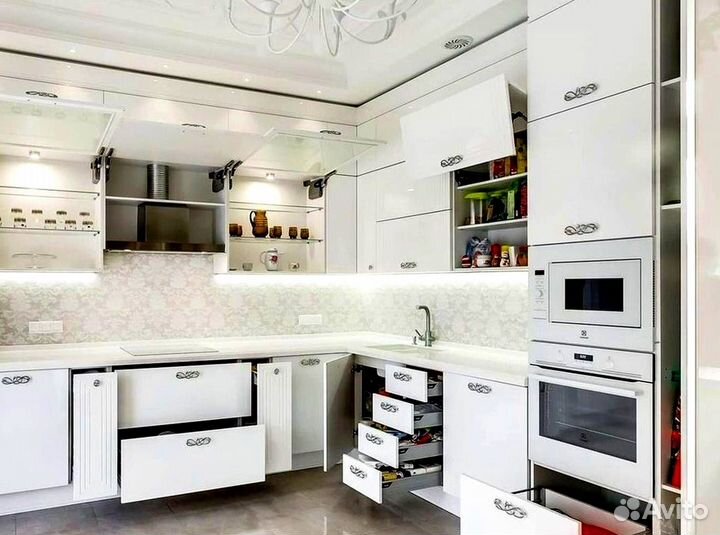 Кухонный гарнитур 