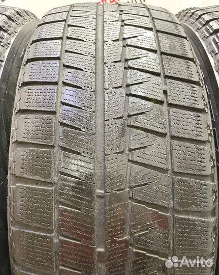 Bridgestone Blizzak VRX 215/60 R16 R