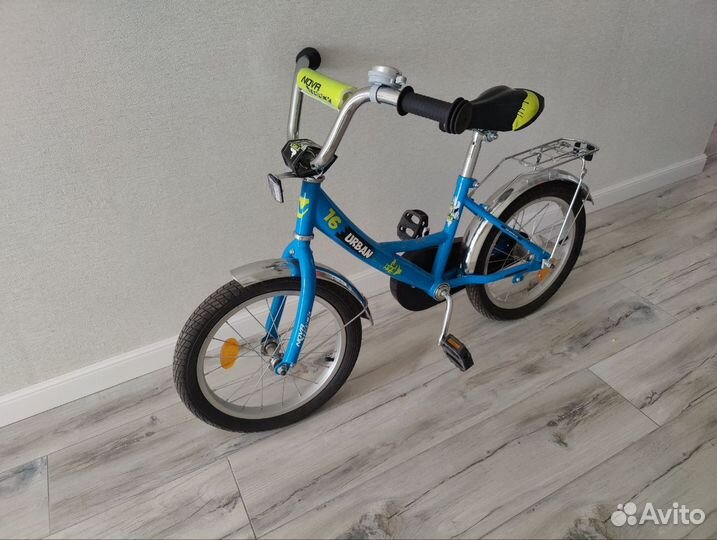 Детский велосипед Novatrack urban 16