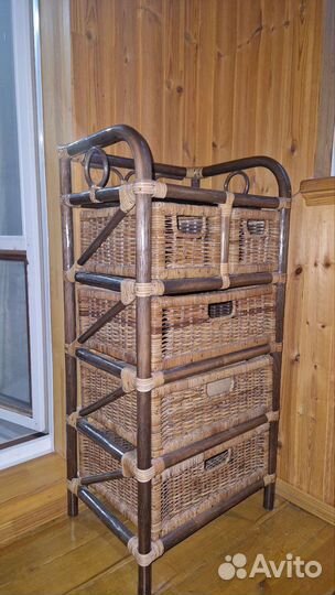 Тумба стеллаж из ротанга