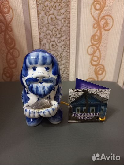 Гжель, фарфоровая фигурка