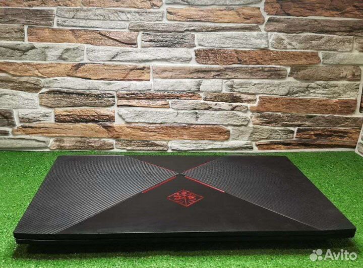 Игровой ноутбук HP Omen 17/i5 7го/1050/8озу/ssd