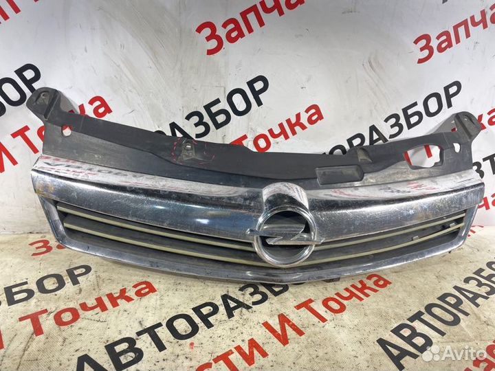 Решетка радиатора Opel Astra H седан 1.8 Z18XER