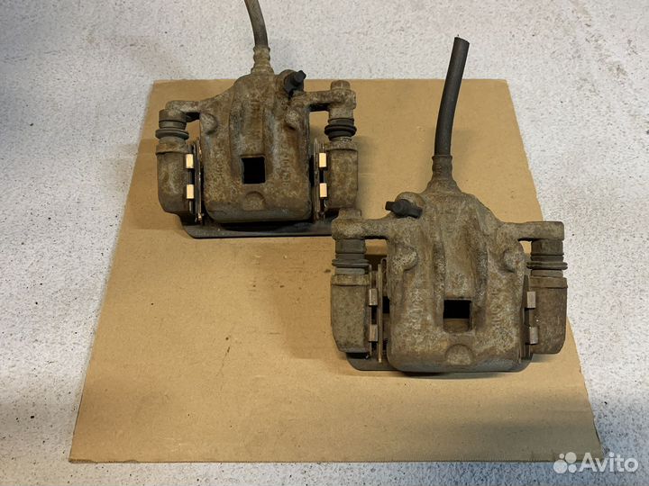 Задний суппорт Hyundai Sonata EF