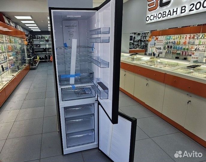 Холодильник Gorenge NRK 6202AC4