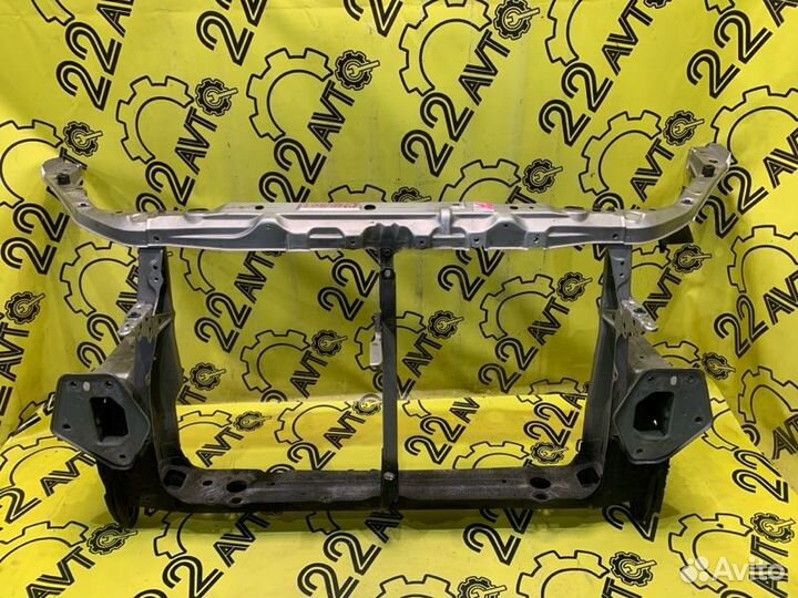 Рамка радиатора Toyota Ipsum ACM21W 2AZ-FE 2001