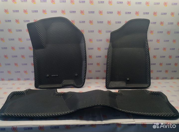 Коврики 1-й 2-й ряд черные EVA 3D Chevrolet Tahoe