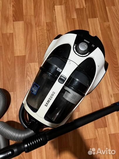 Пылесос строительный Konti