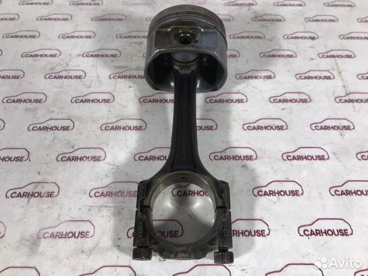 Шатун с поршнем Volkswagen Golf 4 1.6 AKL 1997