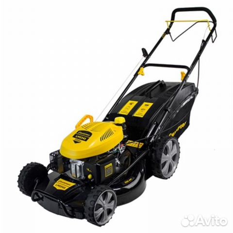 Бензиновая газонокосилка для ухода за лужайкой Cha