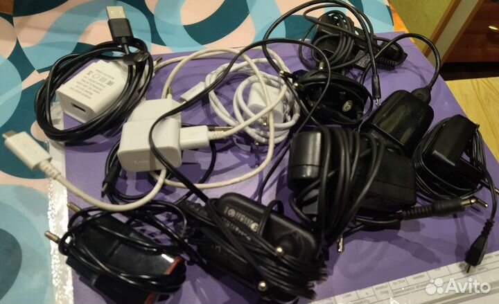 Зарядное устройство S-ericsson, Nokia, Motorola