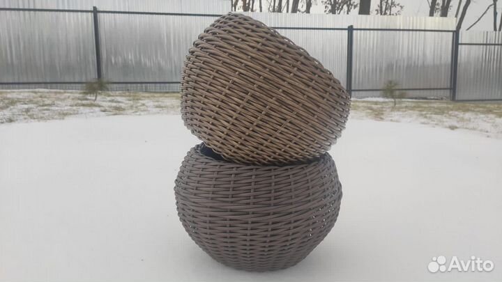 Кашпо из ротанга