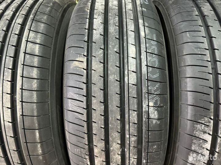 Yokohama BluEarth-XT AE61 215/70 R16