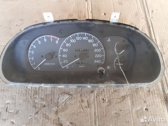 Панель (щиток) приборов Мицубиси Лансер 6 92-00г.в