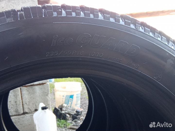 Yokohama Ice Guard F700Z 235/55 R18
