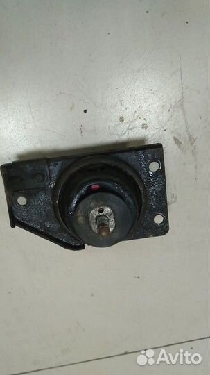 Опора двигателя правая