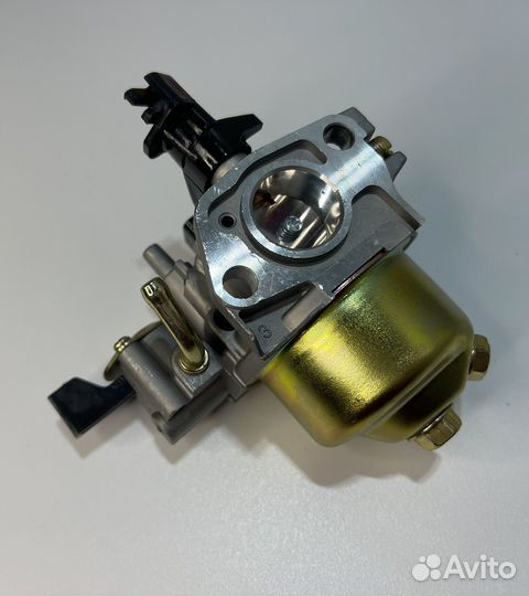 Карбюратор 168f с краном. Прокладки в подарок
