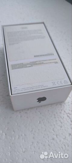 Коробка от iPhone xs и коробка от Sony