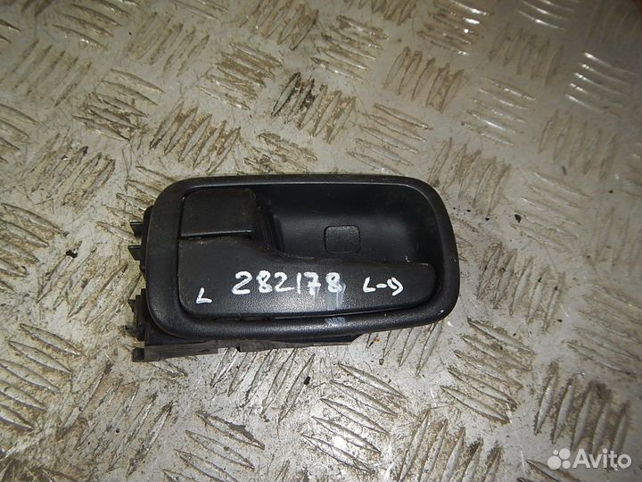 Ручка двери внутренняя левая Mitsubishi Lancer/Lan