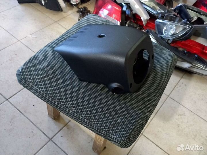 Кожух рулевой колонки Toyota Camry V70