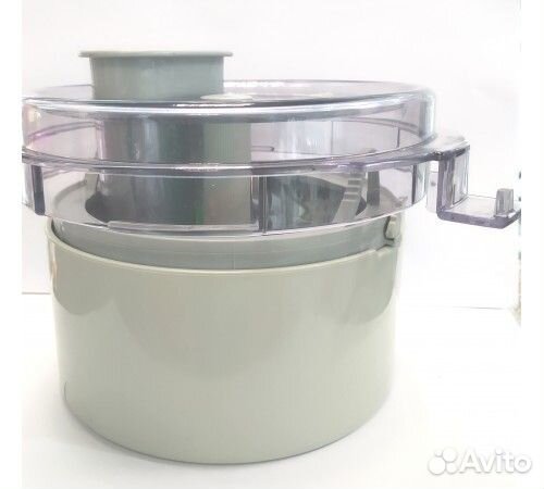 Комбайн кухонный, насадки комбайна 700 на 600 Вт